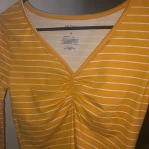 a long sleeve cute yellow T-shirt